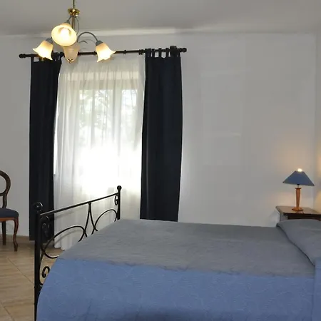 Farm stay Campocane Oaks *